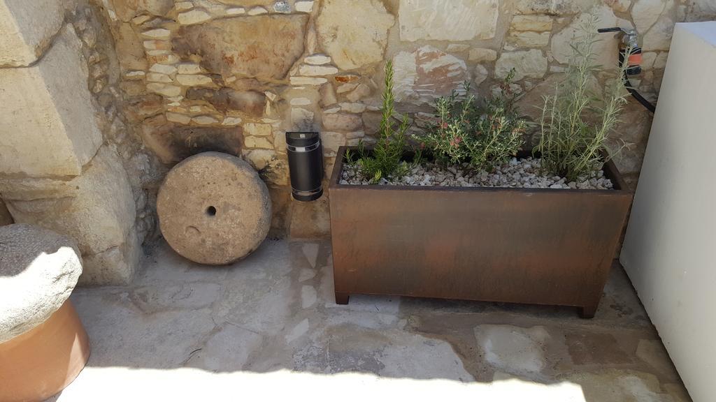 Michalis Anoyia Traditional Stonehouse กาธิกาส ภายนอก รูปภาพ